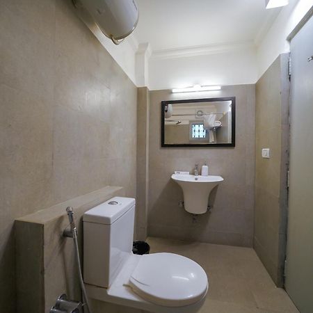 Olive Hotel Magrath By Embassy Group Bangalore Exteriör bild
