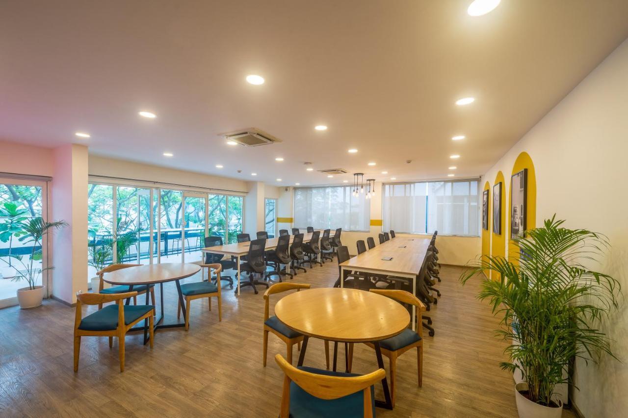 Olive Hotel Magrath By Embassy Group Bangalore Exteriör bild
