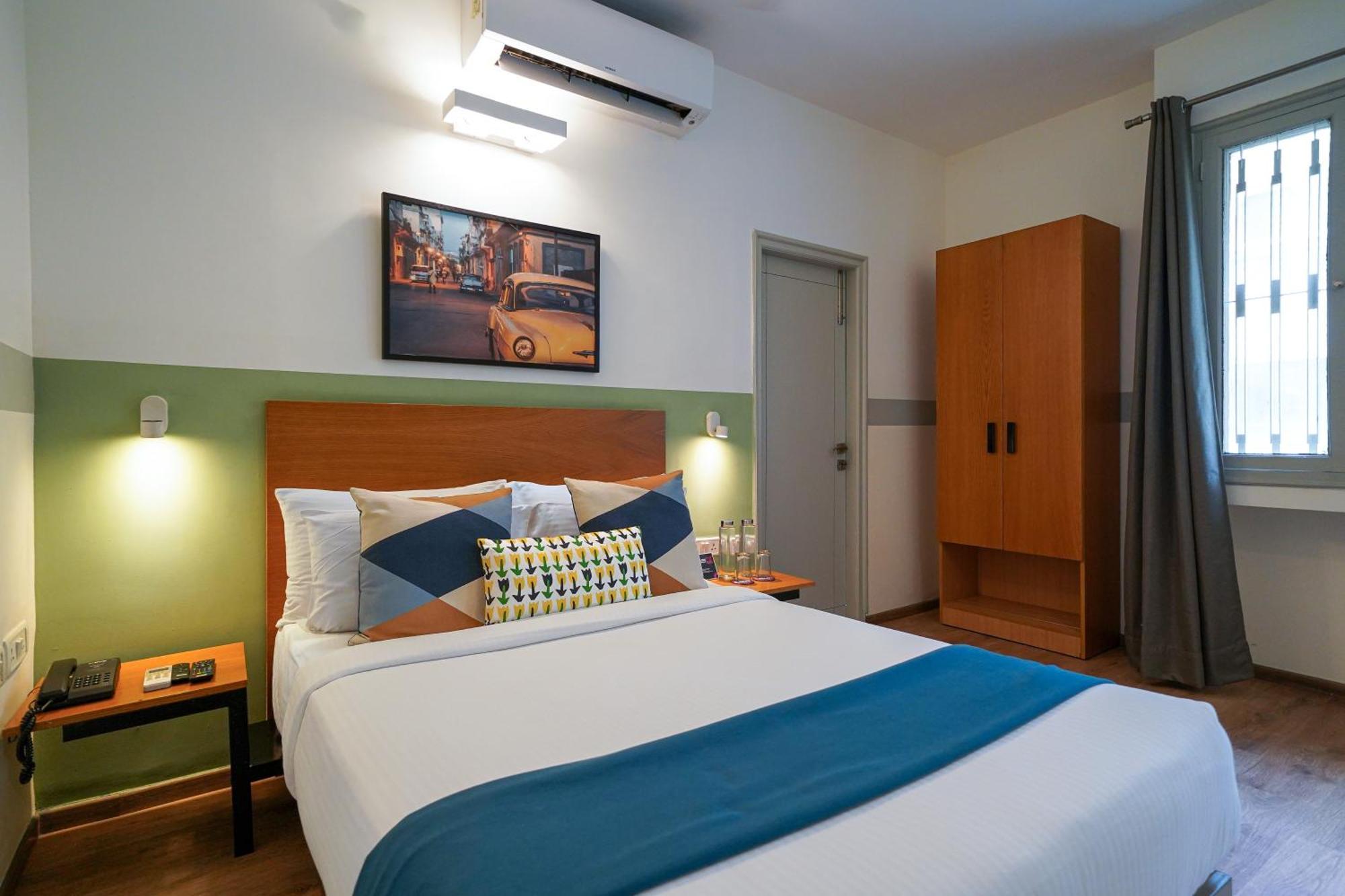 Olive Hotel Magrath By Embassy Group Bangalore Exteriör bild
