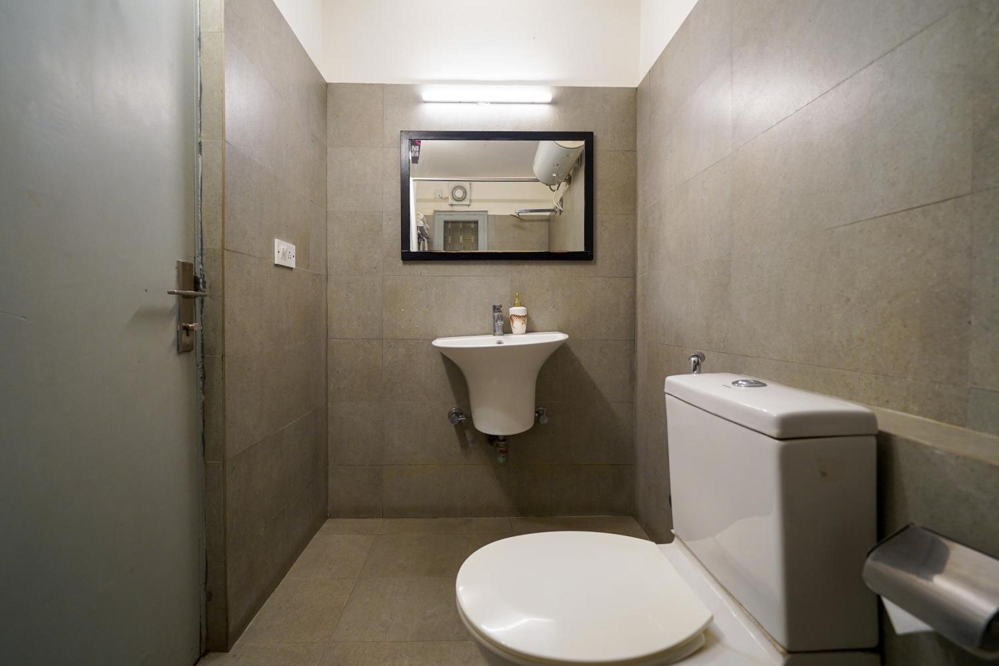Olive Hotel Magrath By Embassy Group Bangalore Exteriör bild